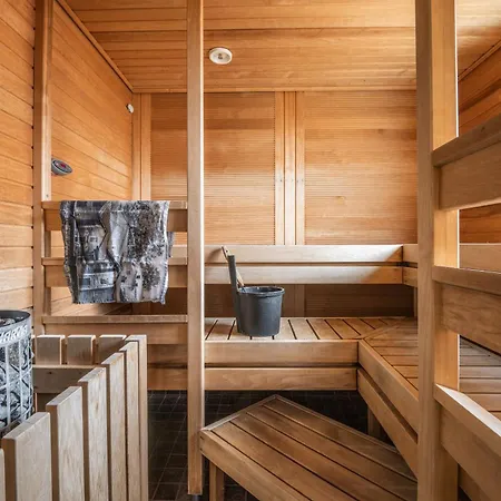 Private For Two With Sauna And Jacuzzi